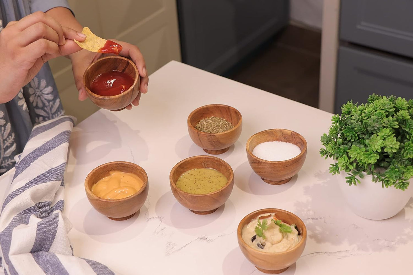 Set of 6 Acacia Wood Small Bowls, 4 Fl Oz 3.25 * 2 Inches | Hand Carved Wooden Kitchen Mini Cups for Dipping Sauce, Salsa, Prep, Salt & Condiments | Charcuterie Board Accessories