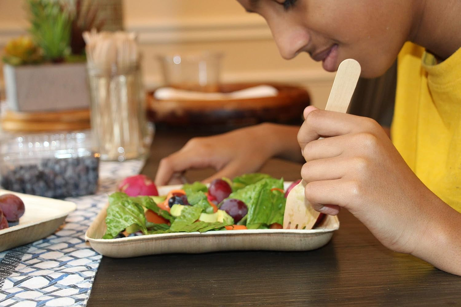 Rustic Palm Plates - 10", 7", 4.5" Compostable Dinnerware Set with Cutlery, Napkins & Heavy Duty Biodegradable Utensils