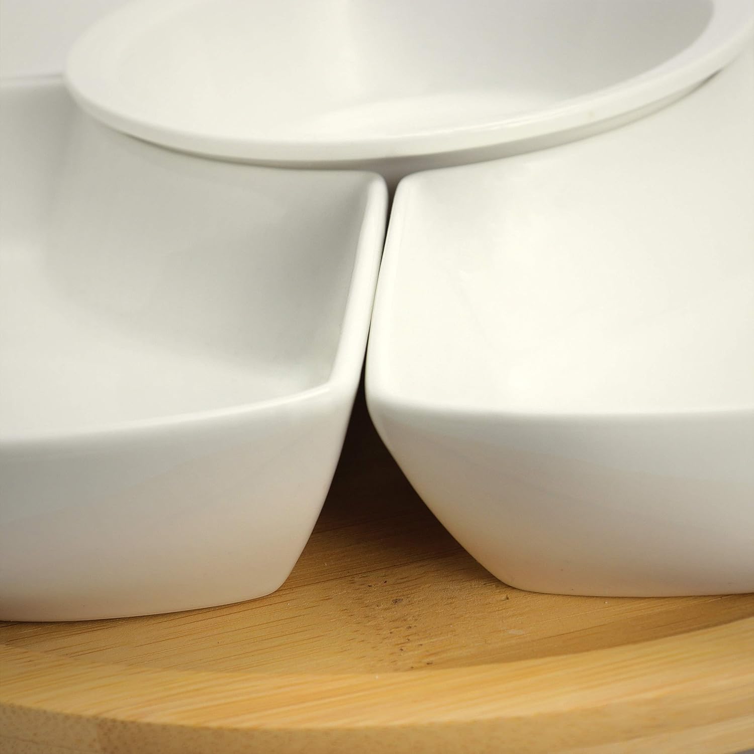 Elama Ceramic Stoneware Condiment Appetizer Set, 6 Piece, Compartment round in White and Natural Bamboo