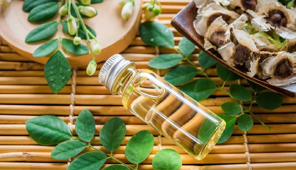 Moringa Oil: A Natural Remedy for Acne and Skin Inflammation